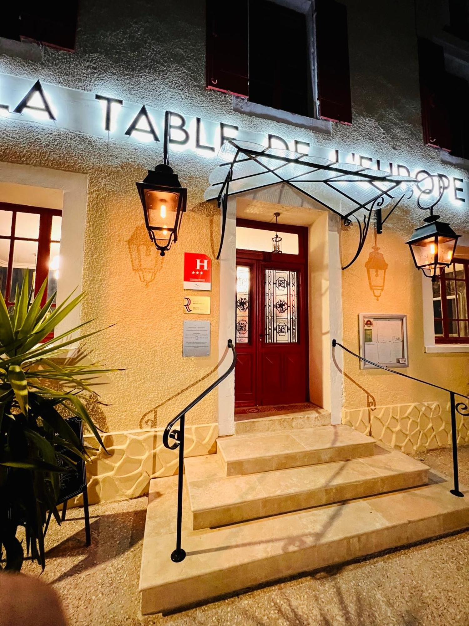 Hotel & Gastronomie - La Table De L'Europe Villeréal Екстериор снимка